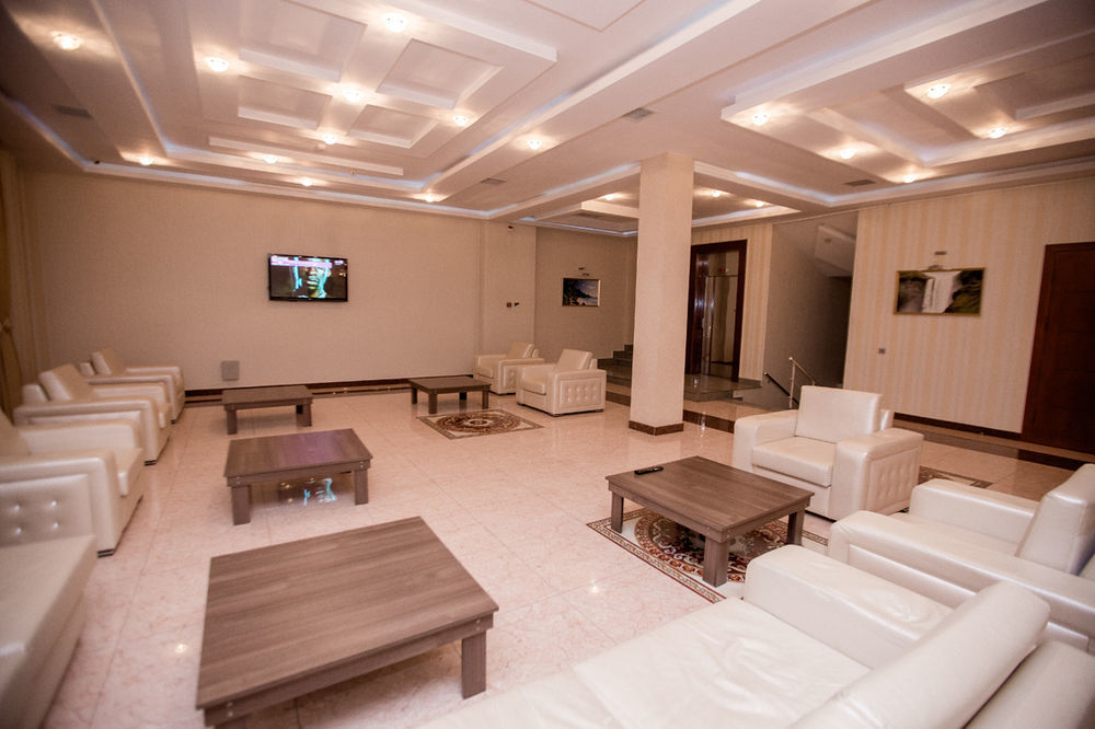 Astola Hotel Baky Esterno foto